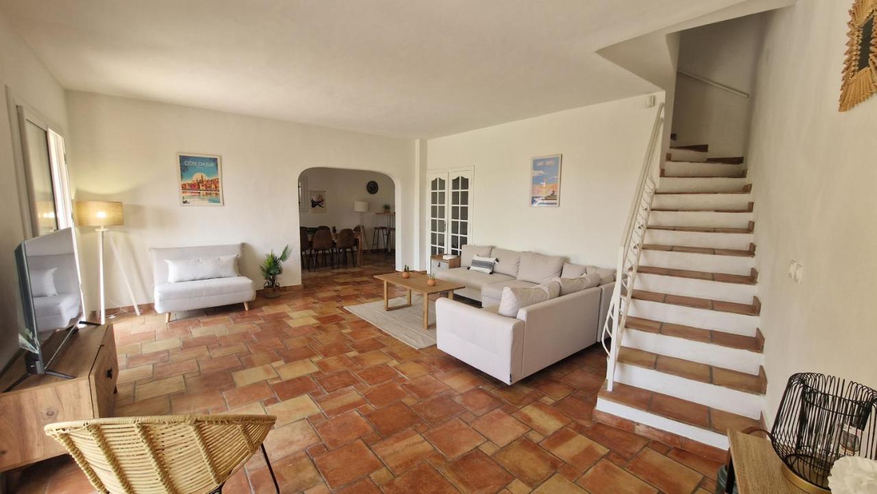 Villa Augustina Sainte-Maxime Bagian luar foto